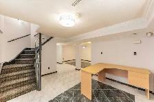 2 Bedroom   1 washroom basement for rent in Richmond Hill - Photo 3