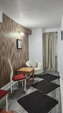 Chambre meublee bain prive-$720-Berri-Uqam-Room w private bath - Photo 9
