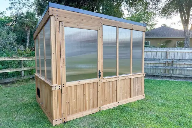 Greenhouse installer