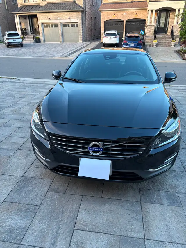 2015 Volvo S60 – Original Owner – Low Mileage – No Accidents