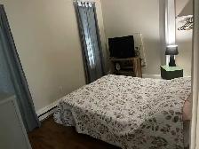 Beautiful QUEEN Mattress & Box Spring Set FREE DELIVERY