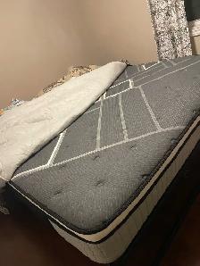 Beautiful QUEEN Mattress & Box Spring Set FREE DELIVERY - Photo 4