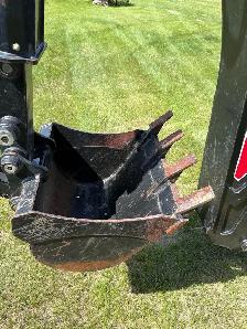 Backhoe Attchment - Photo 4