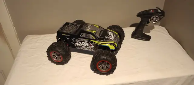 HOSHI N516 — Monster Truck 1/10 Off-Road