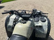 2008 Motobishi 700 ATV 4x4 - Photo 7