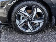 2023 Hyundai Elantra HEV Luxury HYBRID | 4.7 L/100 KM | CARPL... - Photo 20