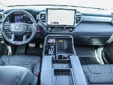 2024 Toyota Tundra Limited 4WD | LIMITED | HEATED/COOLED SEAT... - Photo 15