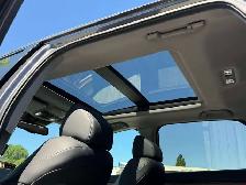 2019 Honda CR-V Touring l AWD l 1.5L l 4Cyl l Gas l Auto l Navi - Photo 19