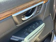 2019 Honda CR-V Touring l AWD l 1.5L l 4Cyl l Gas l Auto l Navi - Photo 21