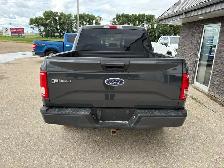 2017 Ford F-150 Crew Cab 4x4 XLT Sport 5L - Clean Title - Photo 6