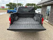 2017 Ford F-150 Crew Cab 4x4 XLT Sport 5L - Clean Title - Photo 7