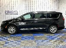 2019 Chrysler Pacifica - Photo 2
