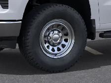 2026 Chevrolet Silverado 1500 - Photo 9
