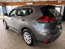 2017 Nissan Rogue FWD 4dr S - Photo 3