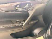 2017 Nissan Rogue FWD 4dr S - Photo 13