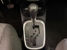 2015 Toyota Yaris 5dr HB Auto LE - Photo 15