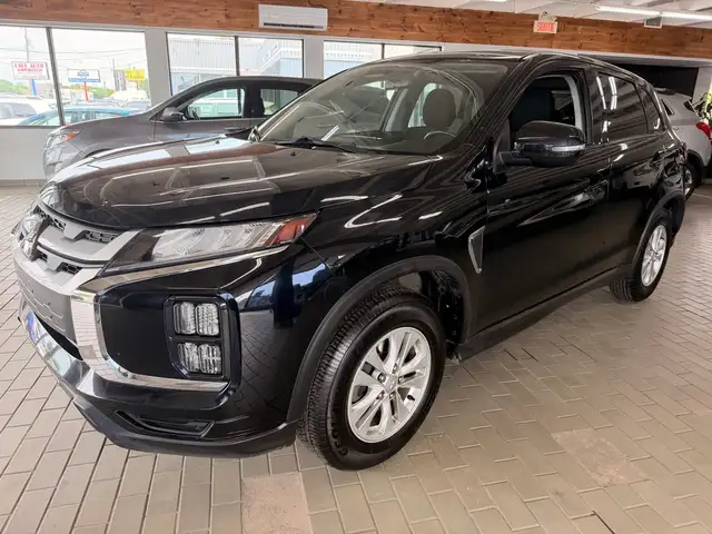 2021 Mitsubishi RVR SE AWC
