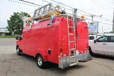2015 Ford Econoline E450 Service Bucket Ladder Truck - Photo 2