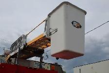 2015 Ford Econoline E450 Service Bucket Ladder Truck - Photo 27