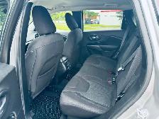 2021 Jeep Cherokee Sport 4x4 - Photo 17