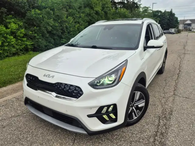 2022 Kia Niro Plug-In EX Premium FWD