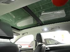 2023 Volkswagen Taos Highline No Accident Leather Panoroof BEATS - Photo 24
