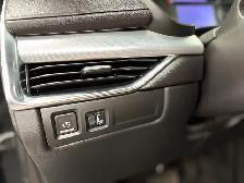 2022 Cadillac XT4 AWD Premium Luxury - Photo 23