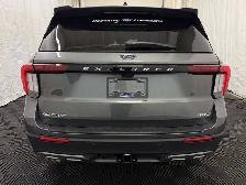 2026 Ford Explorer ACTIVE 200A | GLASS ROOF | ACTIVE COMFORT PAC - Photo 10