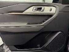 2026 Ford Explorer ACTIVE 200A | GLASS ROOF | ACTIVE COMFORT PAC - Photo 18