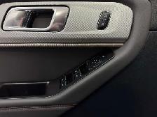 2026 Ford Explorer ACTIVE 200A | GLASS ROOF | ACTIVE COMFORT PAC - Photo 19