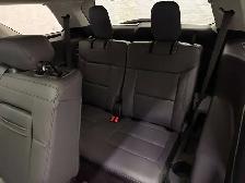 2026 Ford Explorer ACTIVE 200A | GLASS ROOF | ACTIVE COMFORT PAC - Photo 35