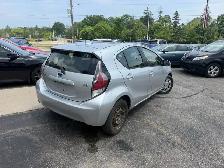 2015 Toyota Prius C APPLE CAR PLAY CAMERA  HB Technology - Photo 9