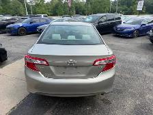 2014 Toyota Camry 4dr Sdn I4 Auto LE  LOW KM - Photo 11
