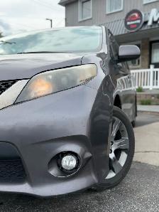 2013 Toyota Sienna V6 SE 8-Pass ONE OWNER | NO ACCIDENT - Photo 12