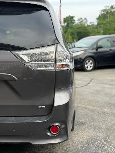 2013 Toyota Sienna V6 SE 8-Pass ONE OWNER | NO ACCIDENT - Photo 13