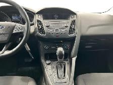 2018 Ford Focus SE / FWD - Photo 13
