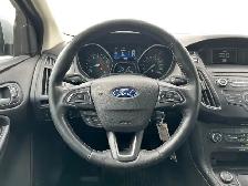 2018 Ford Focus SE / FWD - Photo 14