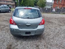 2010 Nissan Versa 5dr HB I4 Auto 1.8 S - Photo 7