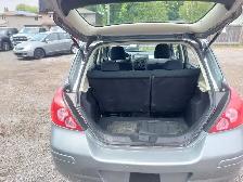 2010 Nissan Versa 5dr HB I4 Auto 1.8 S - Photo 10