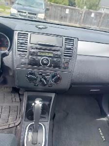 2010 Nissan Versa 5dr HB I4 Auto 1.8 S - Photo 19