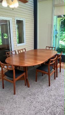 Mid century TEAK TECK. Ensemble salle à manger / GRANDE Table - Photo 10
