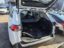 2024 Toyota RAV4 - Photo 10