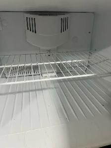 Fridge Not Cooling $50 - Photo 3