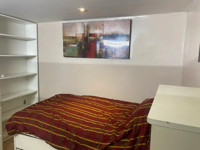 Male guest room $450 July 1st near rcmp building on portage ave