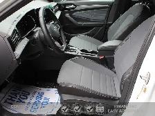 2025 VOLKSWAGEN JETTA | SPORT | LEATHER | ROOF | REMOTE STARTER - Photo 7