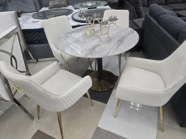 Great discount offer...dinning set