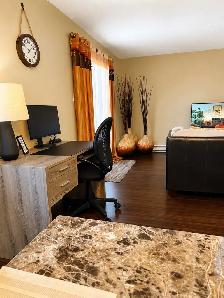FULLY FURNISHED 3-BEDROOM - WELCOME To SUNSET SANCTUARY - Photo 3