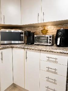 FULLY FURNISHED 3-BEDROOM - WELCOME To SUNSET SANCTUARY - Photo 10