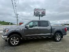 2021 Ford F-150 LARIAT! CLEAN CARFAX! 4X4! CREW CAB! PANO ROOF! - Photo 6