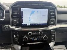 2021 Ford F-150 LARIAT! CLEAN CARFAX! 4X4! CREW CAB! PANO ROOF! - Photo 37